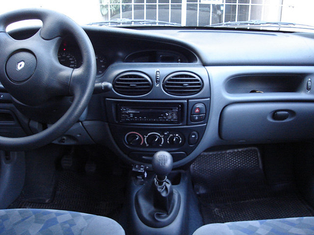 E47691428.jpg